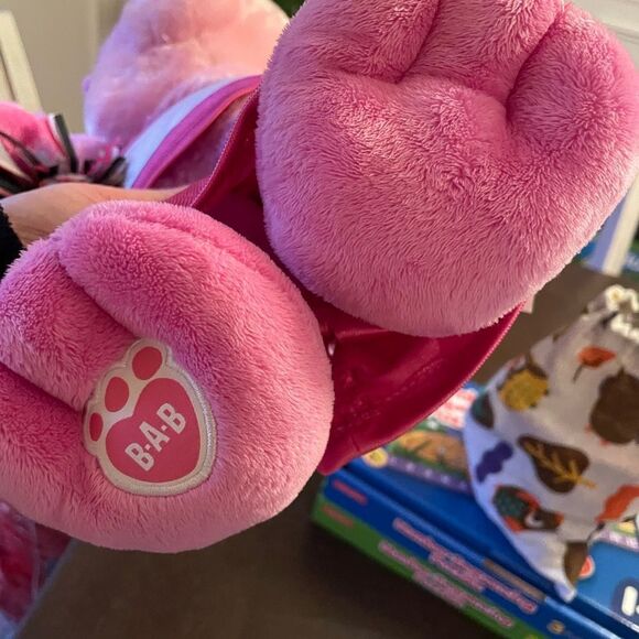 Build A Bear Otterly Adorable Plush Pink Otter - Picture 11 of 12